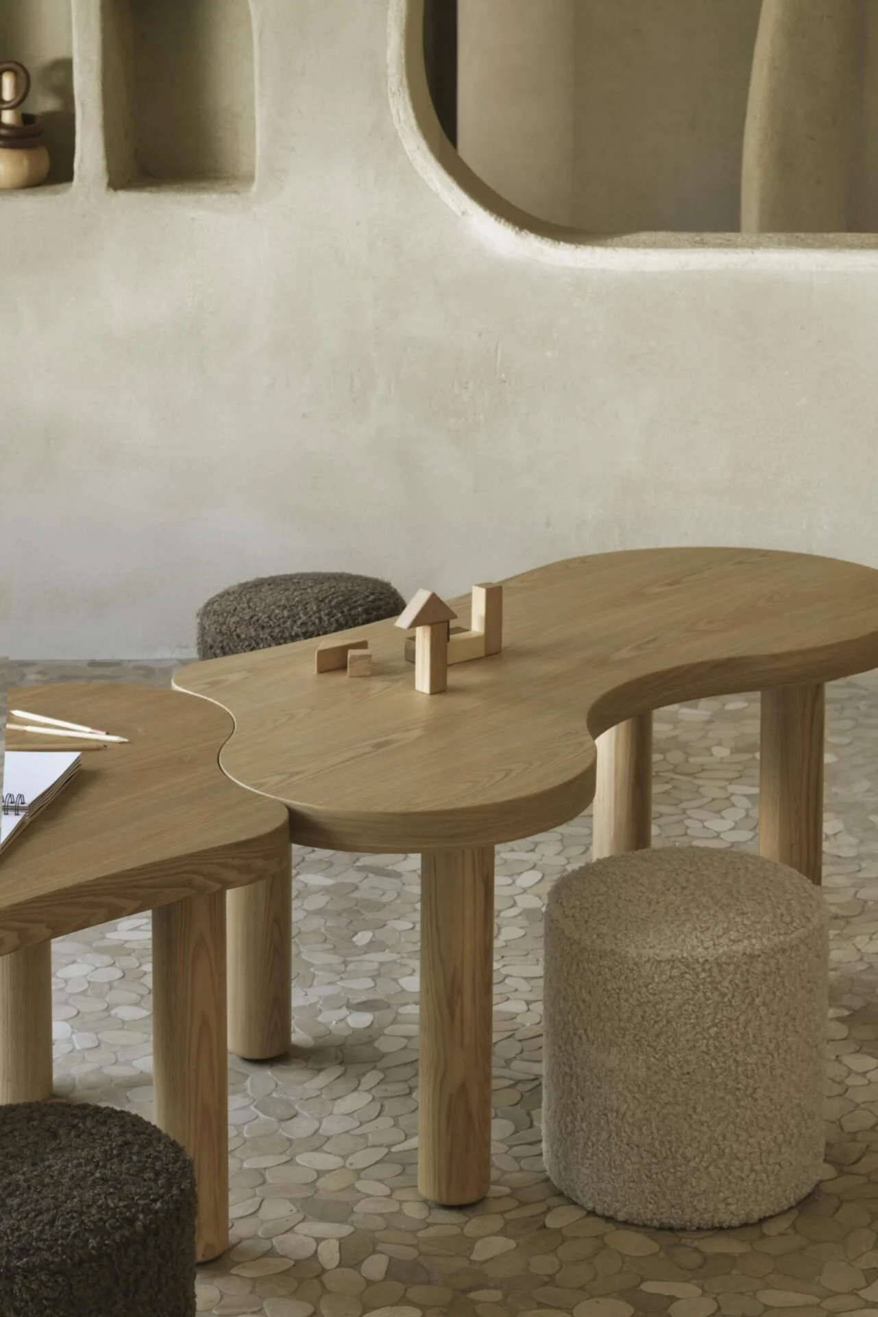 76-16-D0301_3.webp Organic Kids Table - Afbeelding 1