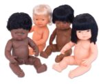 Poppen Set Internationaal 4/St.